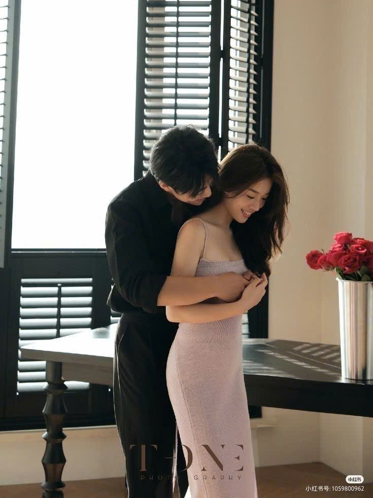 YÊU ĐƯƠNG QUA MẠNG VỚI THÁI TỬ GIA